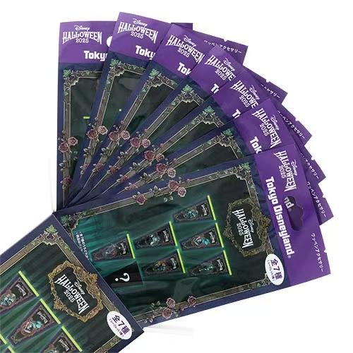 Pin Set/ 盲抽 - Disney Halloween 2025 - Into the Frenzy