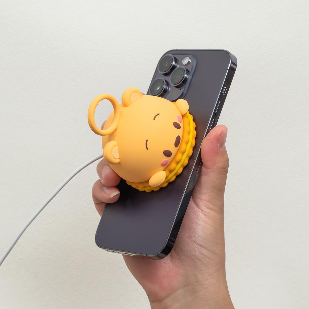 特價 台灣 infoThink Disney系列餅乾造型Magsafe磁吸充電座 三眼仔Alien/ 史迪奇Stitch/ 維尼 Pooh/ 熊抱 Lotso