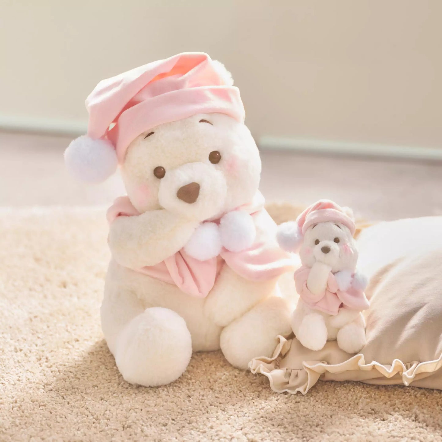 店鋪限定色 粉紅色 公仔(M)/ 匙扣 White Pooh 2024