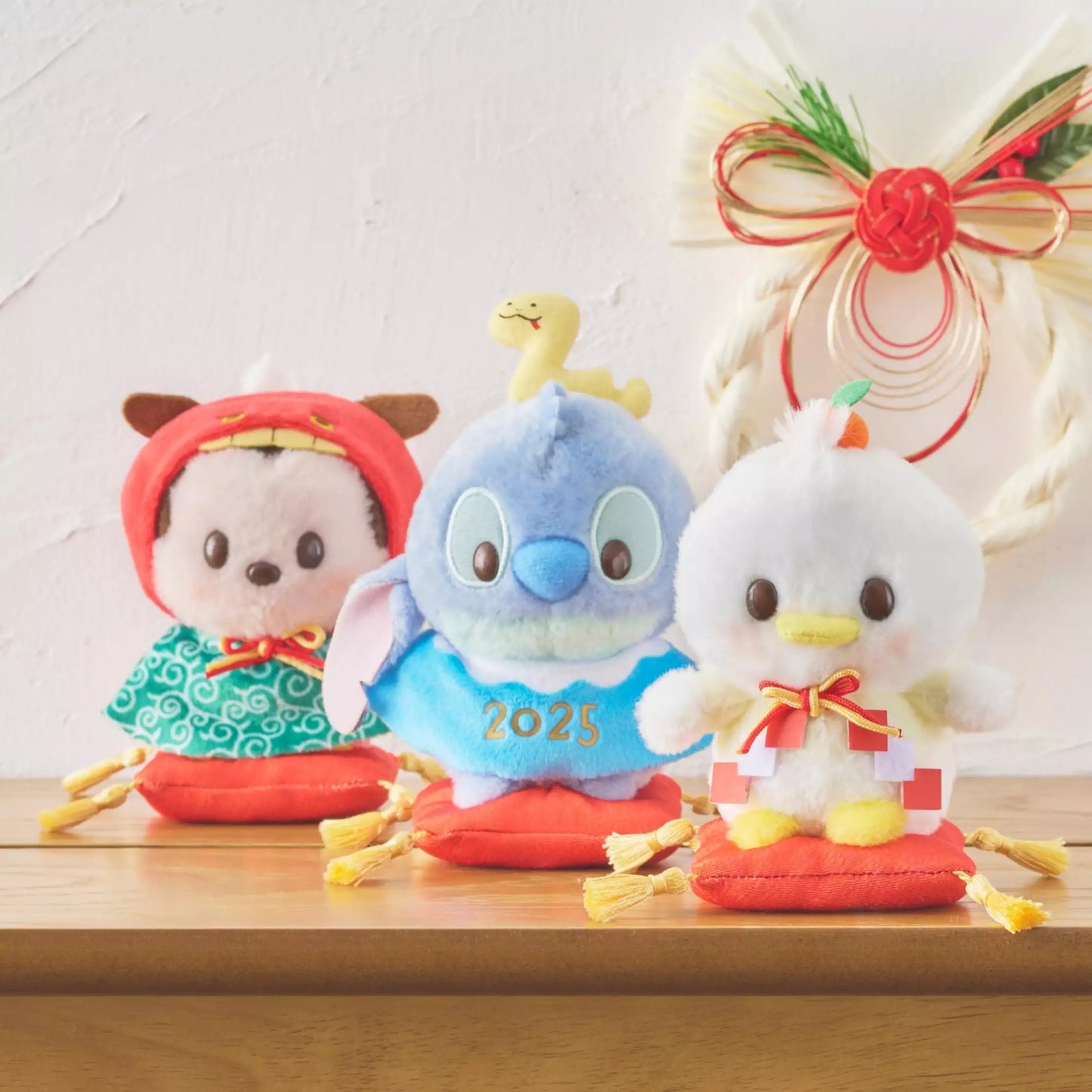 現貨 Mickey/ Donald/ Stitch 招財 正月豆豆眼公仔 New Year 2025