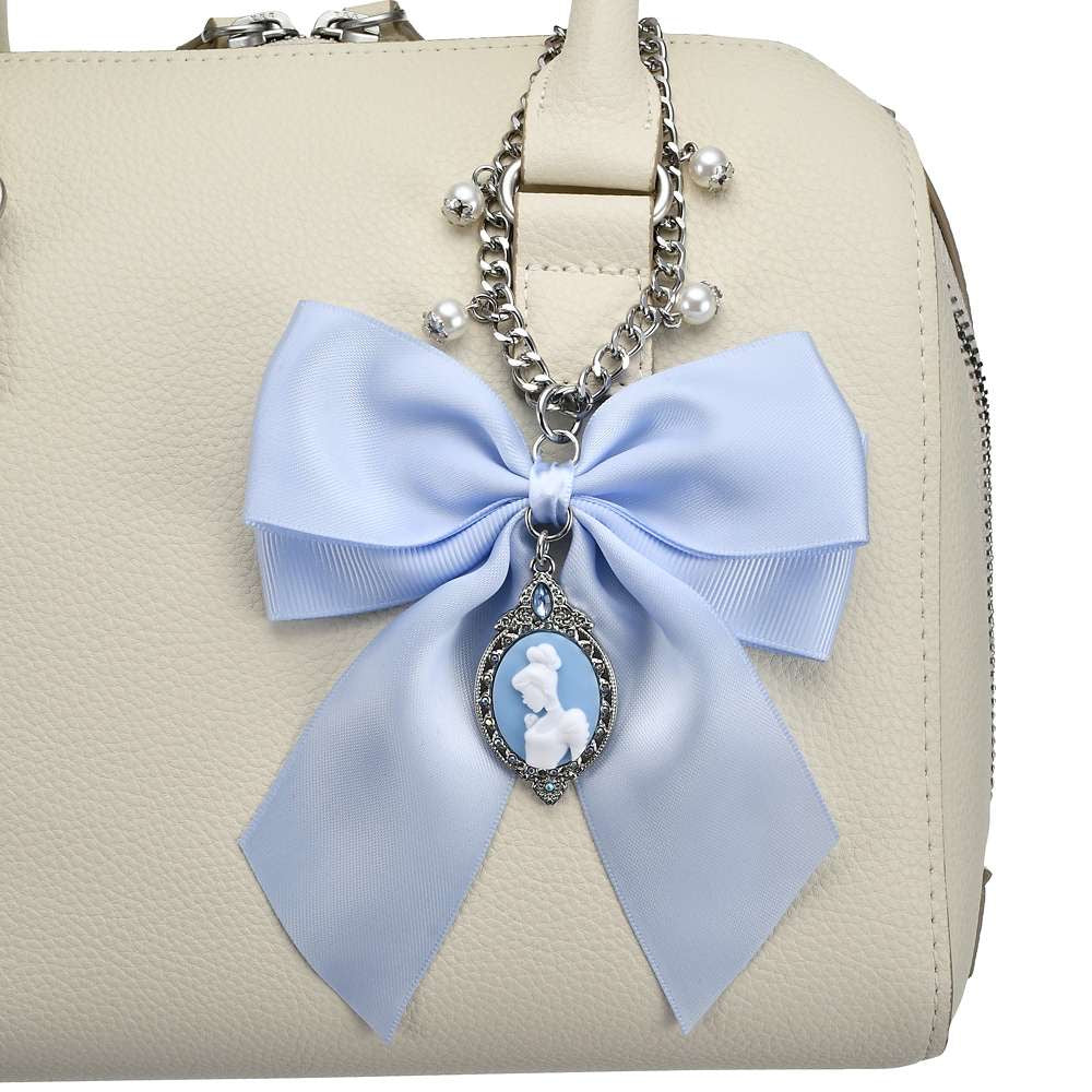 Cinderella Charm WISHING YOU A LOVELY DAY