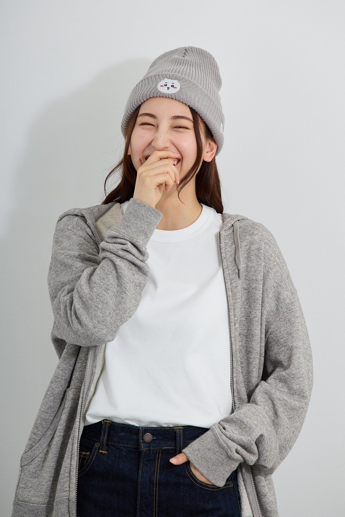24/10 Chiikawa 冷帽 NEW ERA® SOFT CUFF KNIT ちいかわ LIGHT GRAY