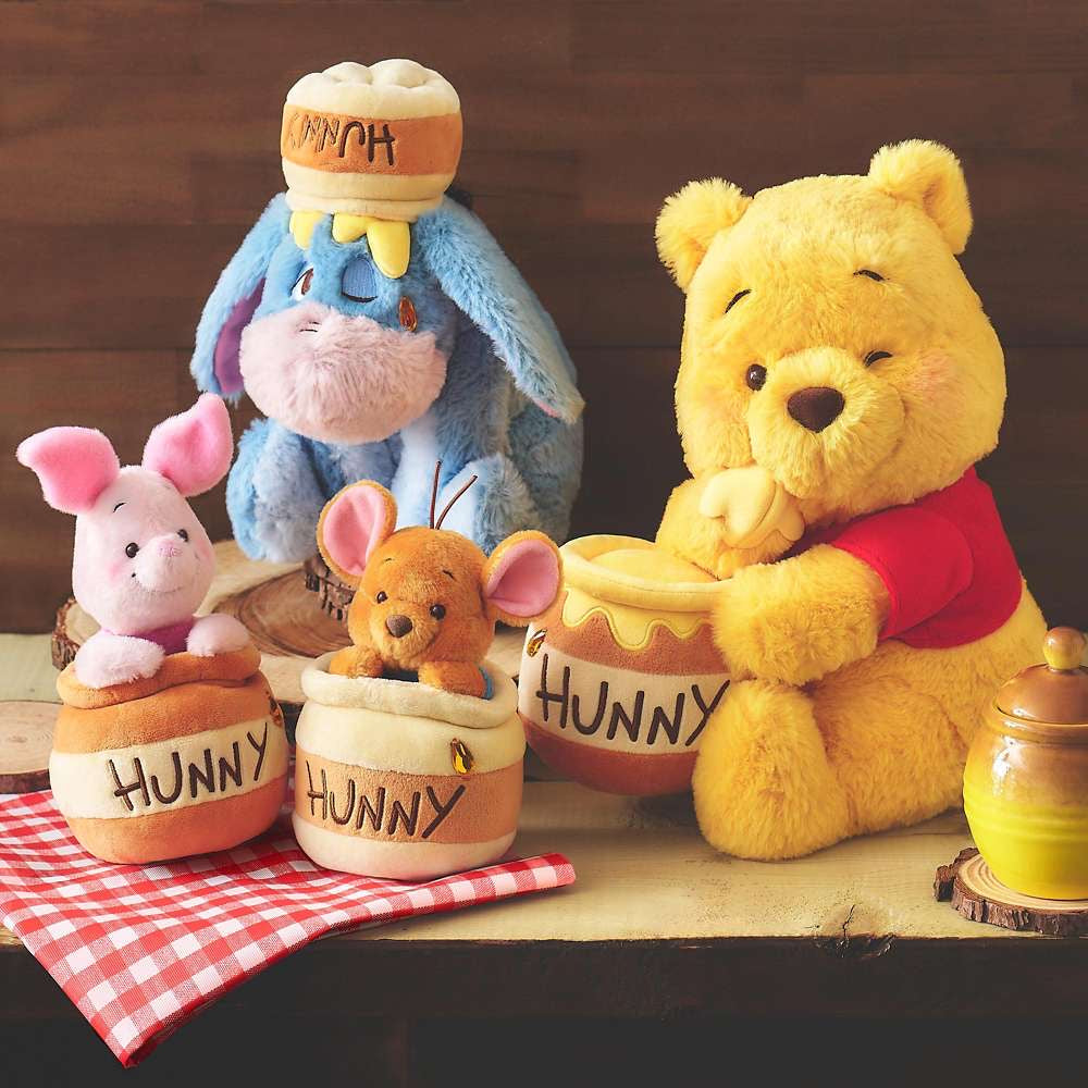 Pooh 公仔 (M) - Honey Day 2025