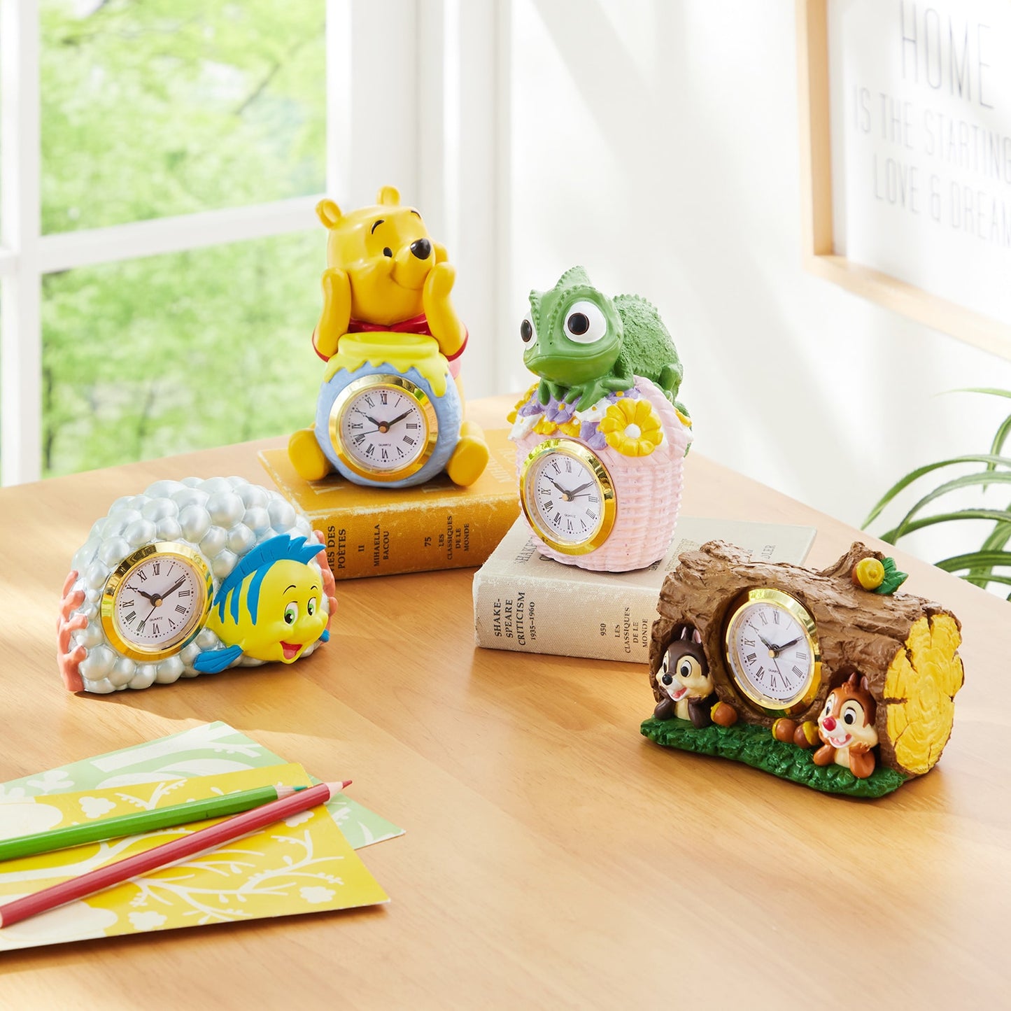 時鐘擺設(Pooh/ Chip and Dale/ Pascal/ Flounder)
