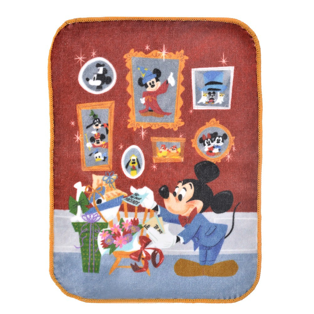 Mickey and Friends / Pooh & Friends 手巾仔 Disney store 30th ANNIVERSARY COLLECTION