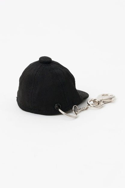24/10 Chiikawa 迷你鑰匙圈 NEW ERA® CAP KEY HOLDER ちいかわ BLACK