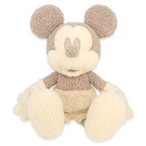 Mickey 公仔 - Winter Goods At Park