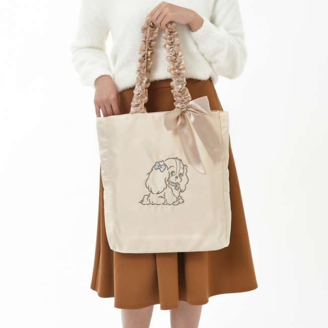 Lady Tote Bag Illustrated by mikko