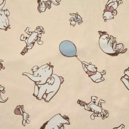 公仔連毛氈  - Pooh Travel