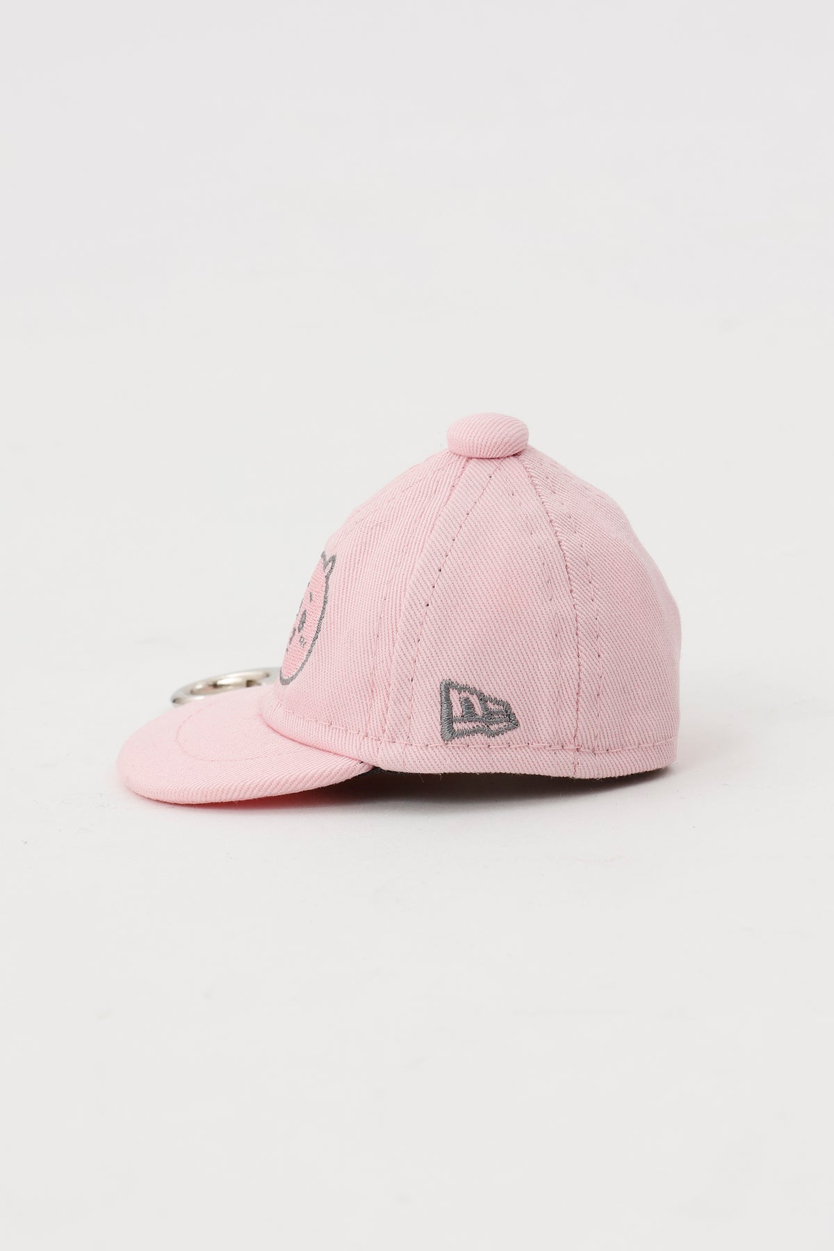 24/10 Chiikawa 迷你鑰匙圈 NEW ERA® CAP KEY HOLDER ちいかわ PINK