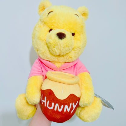 現貨 Pooh 公仔 Loving look