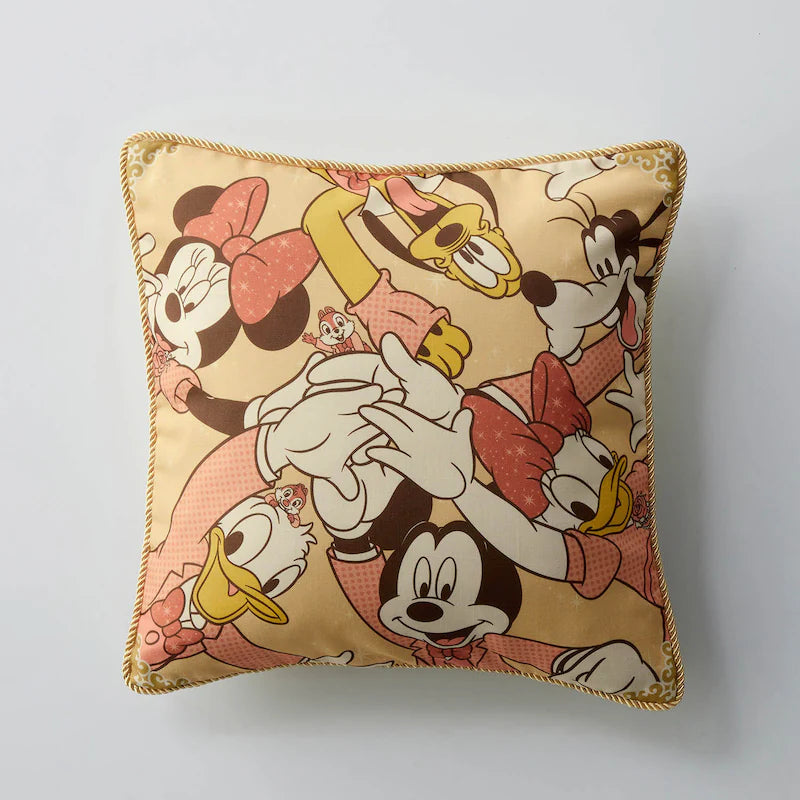 Mickey and Friends 黃色 Cushion Cover